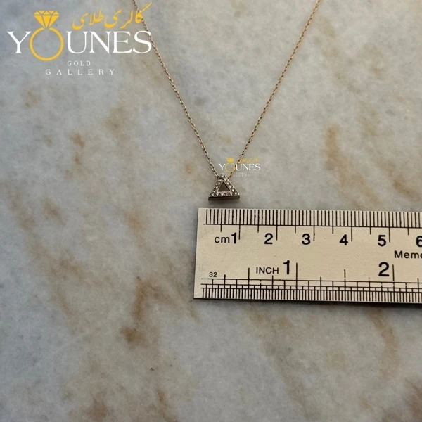 گردنبند مثلث نگینی توخالی طلا